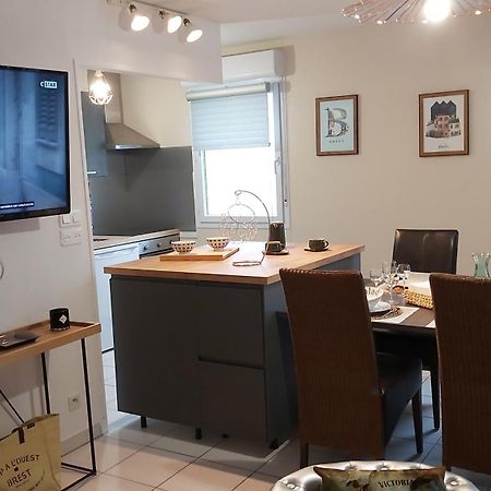 L'Escale N°13 :Appartement Standing Dans Residence Брест Екстериор снимка